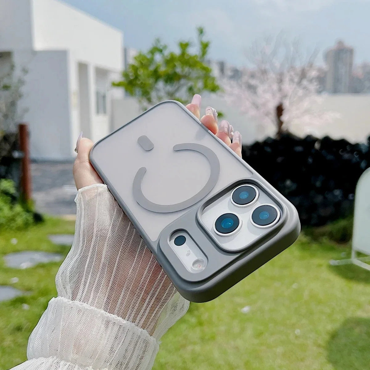 Matte Translucent Magnetic Case iPhone 17 Pro Max