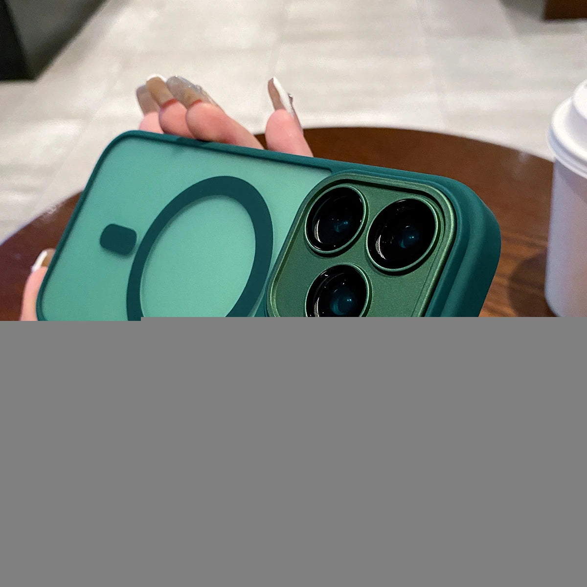 Magnetic Clear Shockproof Case iPhone 17 Pro Max