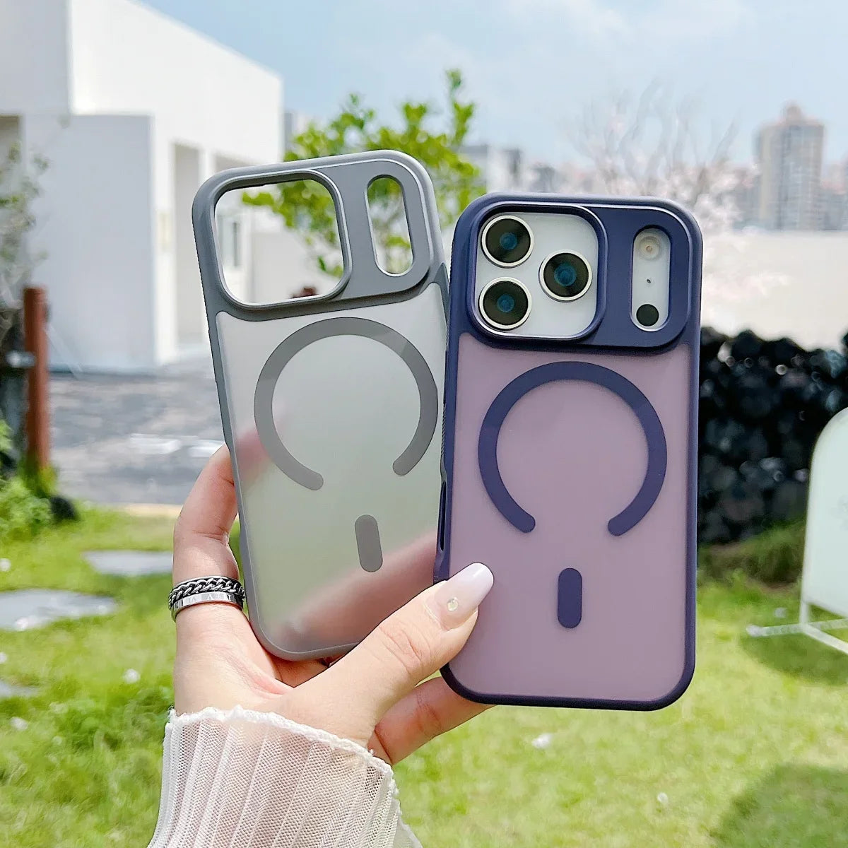 Matte Translucent Magnetic Case iPhone 17 Pro Max