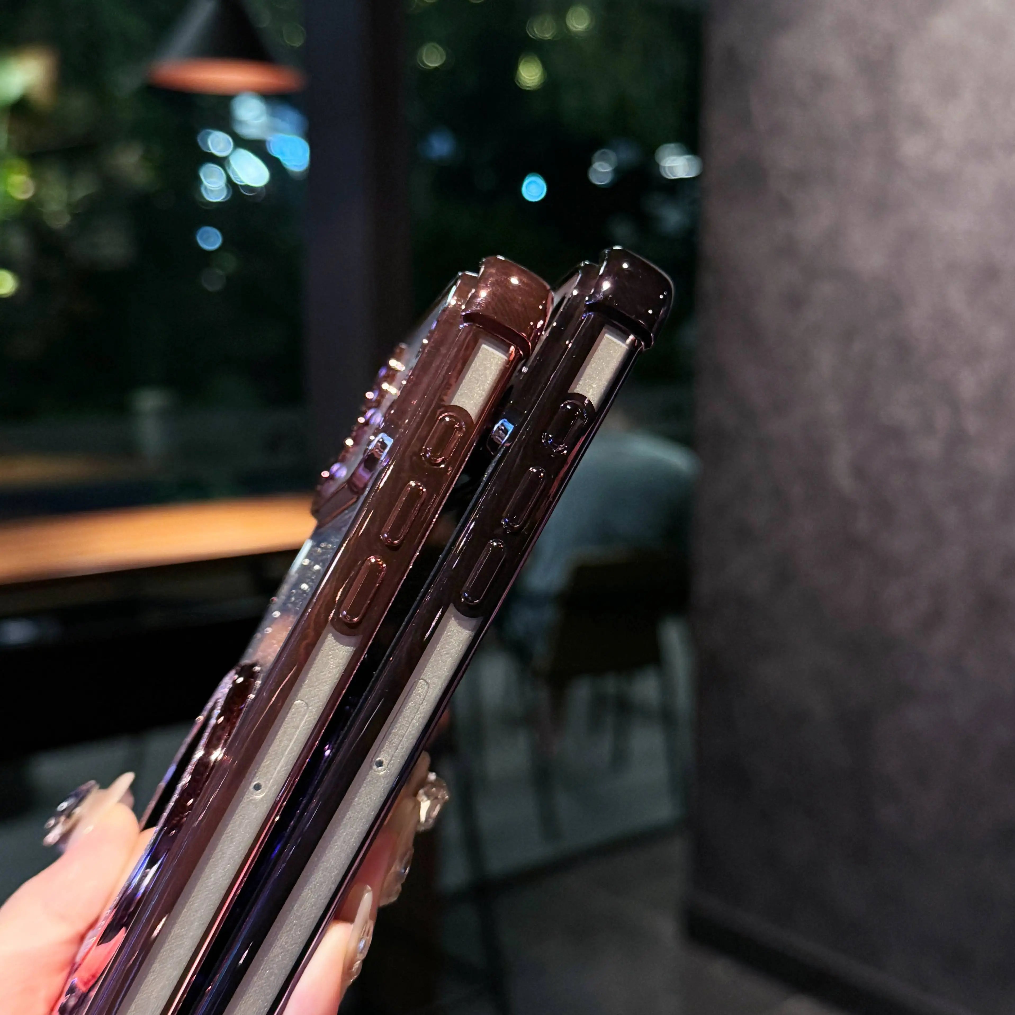 Fashion Glitter Mirror Magnetic Case iPhone 17