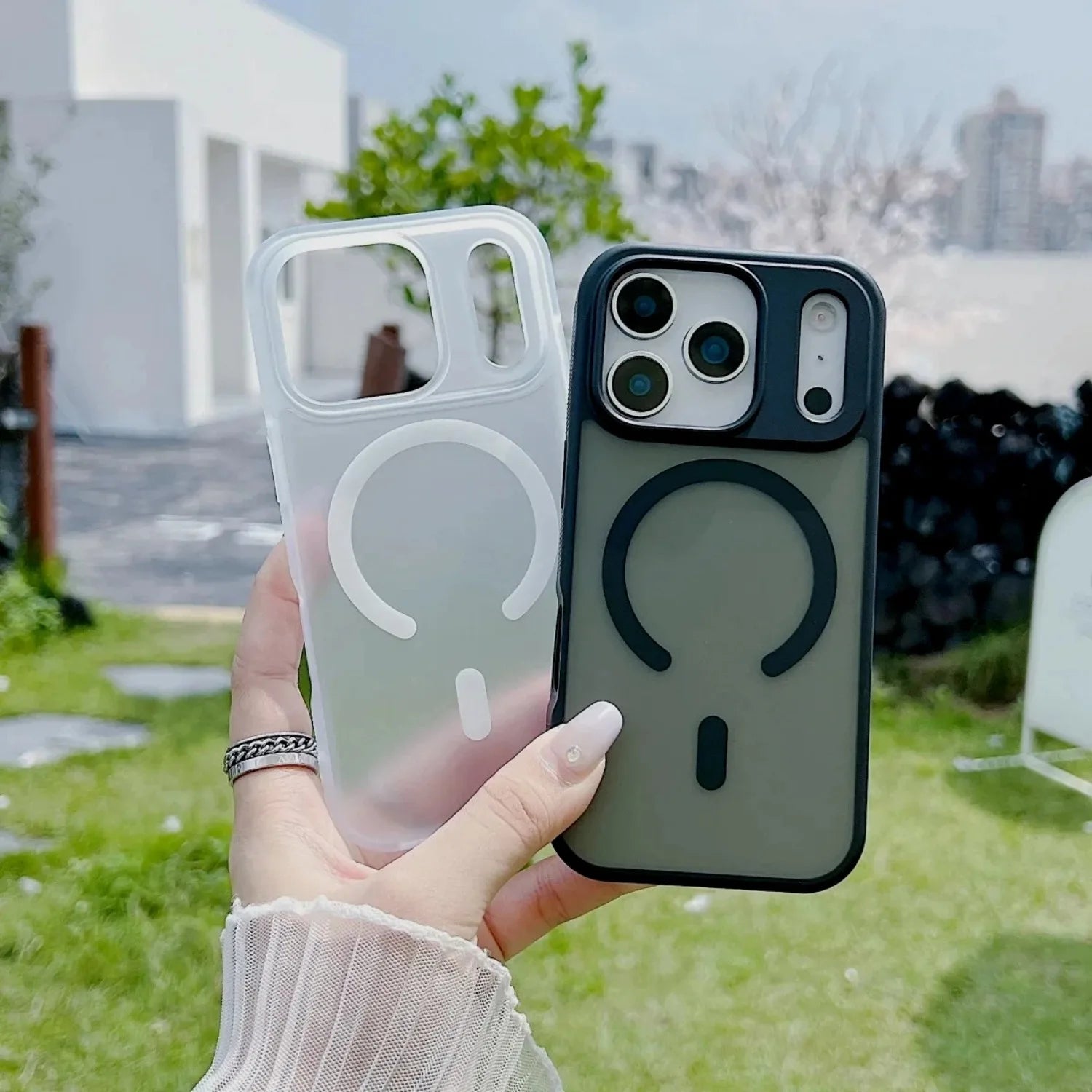 Matte Translucent Magnetic Case iPhone 17 Pro Max