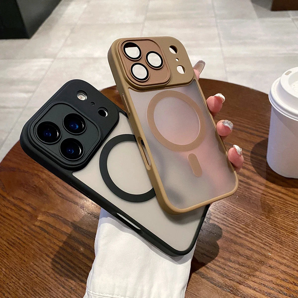 Magnetic Clear Shockproof Case iPhone 17 Pro Max