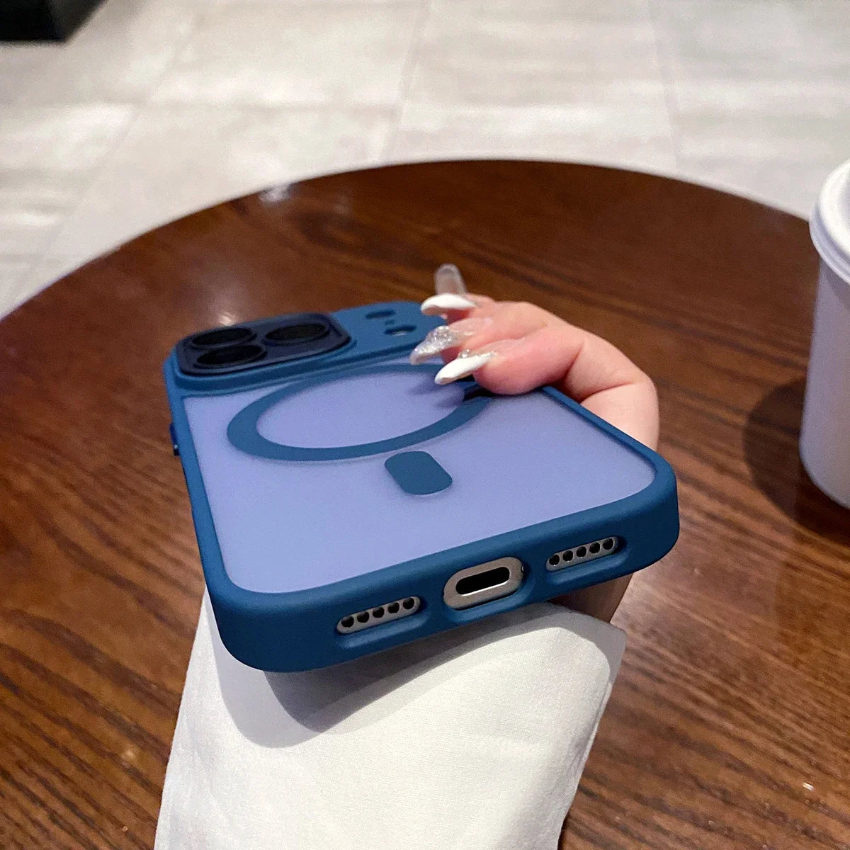 Magnetic Clear Shockproof Case iPhone 17 Pro Max